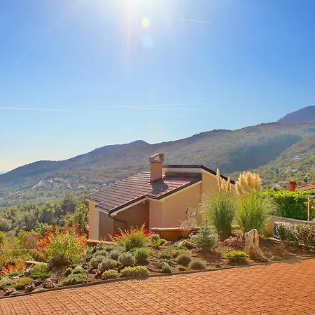 Edelweiss Villa